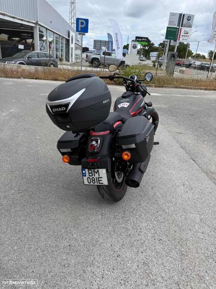 UM Renegade Comando Vegas - 2