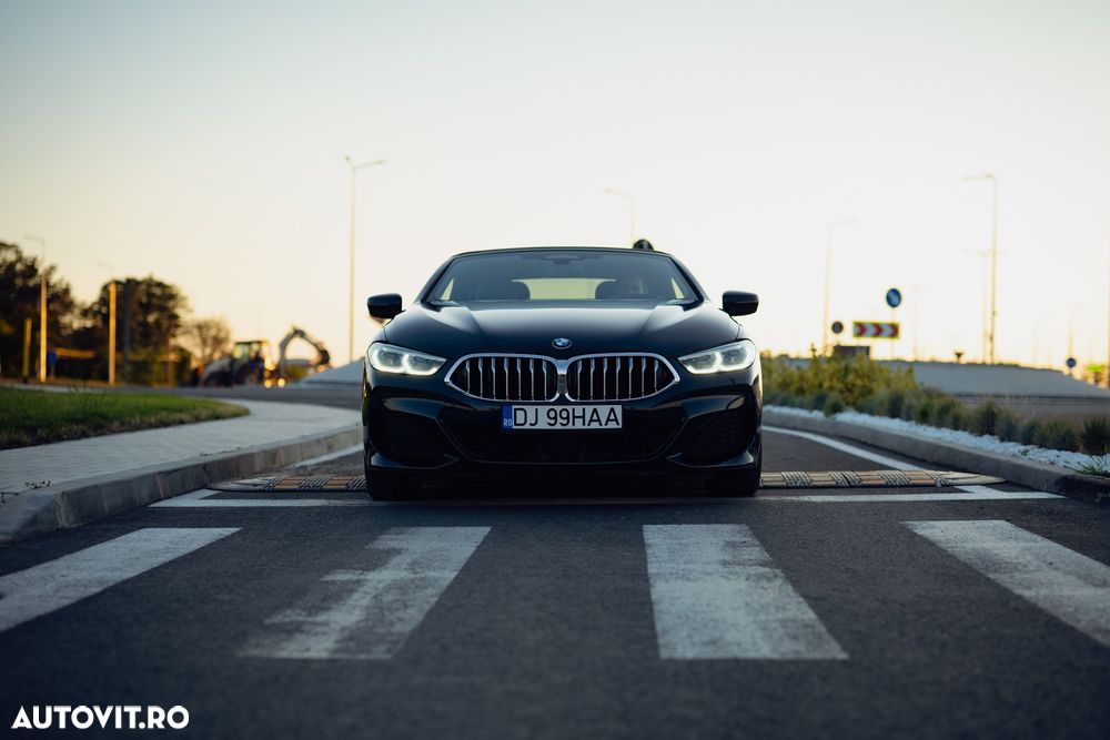 BMW Seria 8 - 12