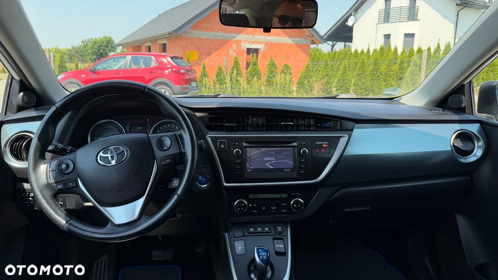 Toyota Auris - 13