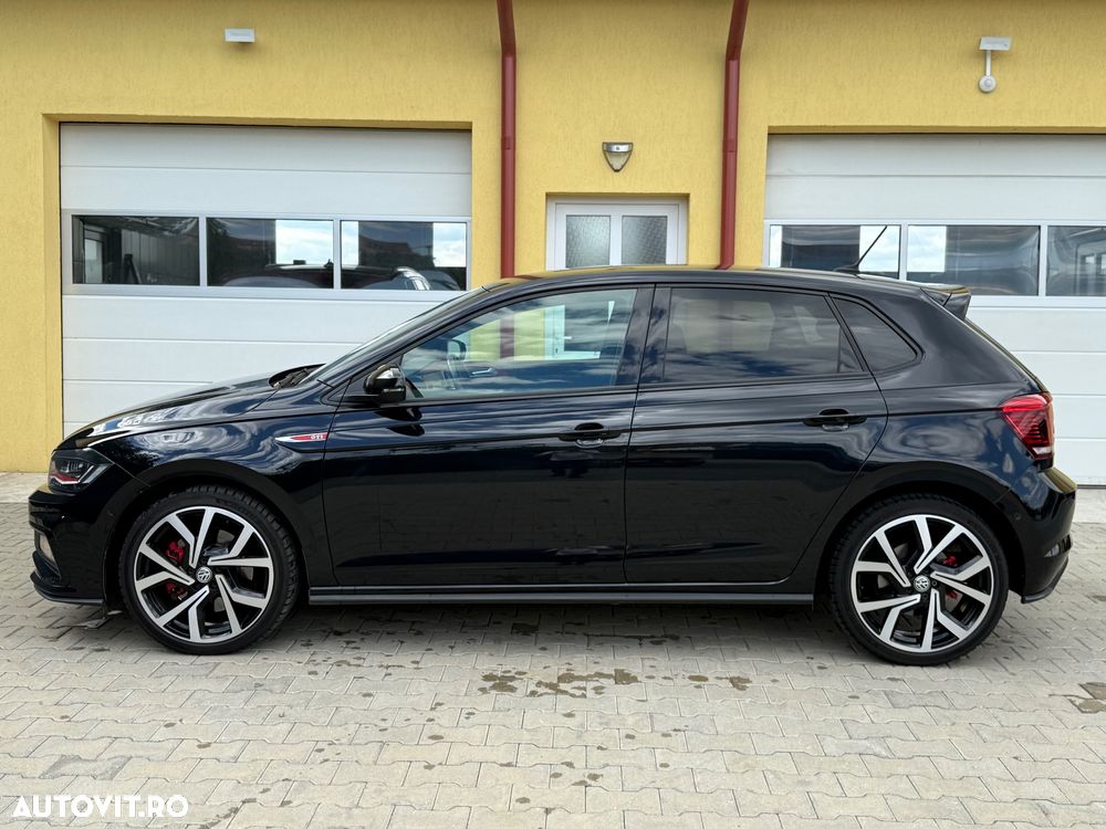 Volkswagen Polo 2.0 TSI DSG GTI - 12