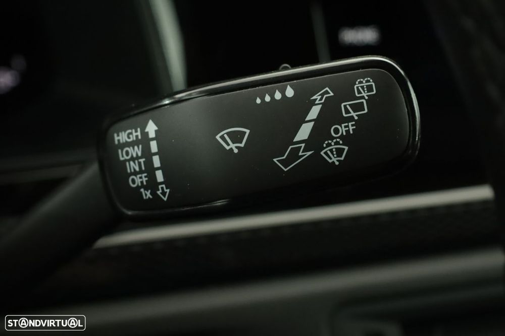 VW Polo 1.0 TSI Urban DSG - 17