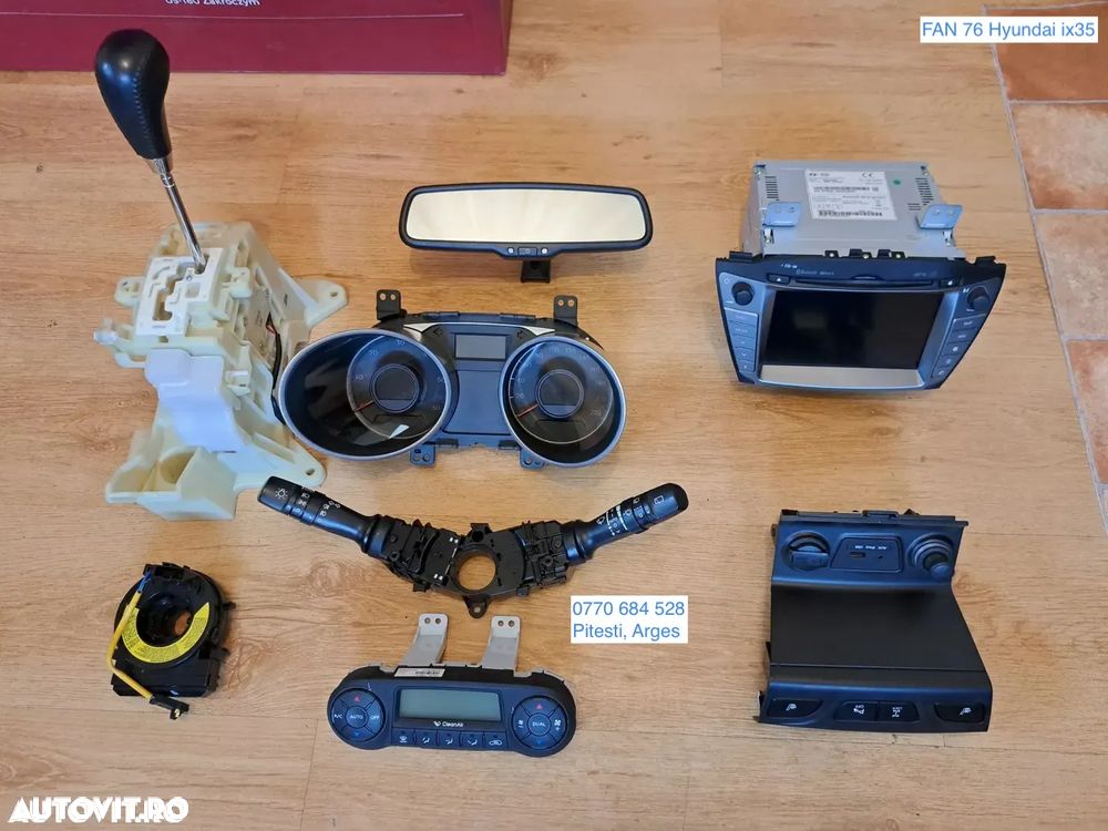 Navigatie originala multimedia radio cd Ceasuri bord Oglinda retrovizoare Panou comanda clima aer conditionat Butoane incalzire scaune Ansamblu maneta stergatoare semnalizare lumini spira volan airbag Timonerie Hyunday IX35 2013-2015 Kia nSportage, Tucson - 1