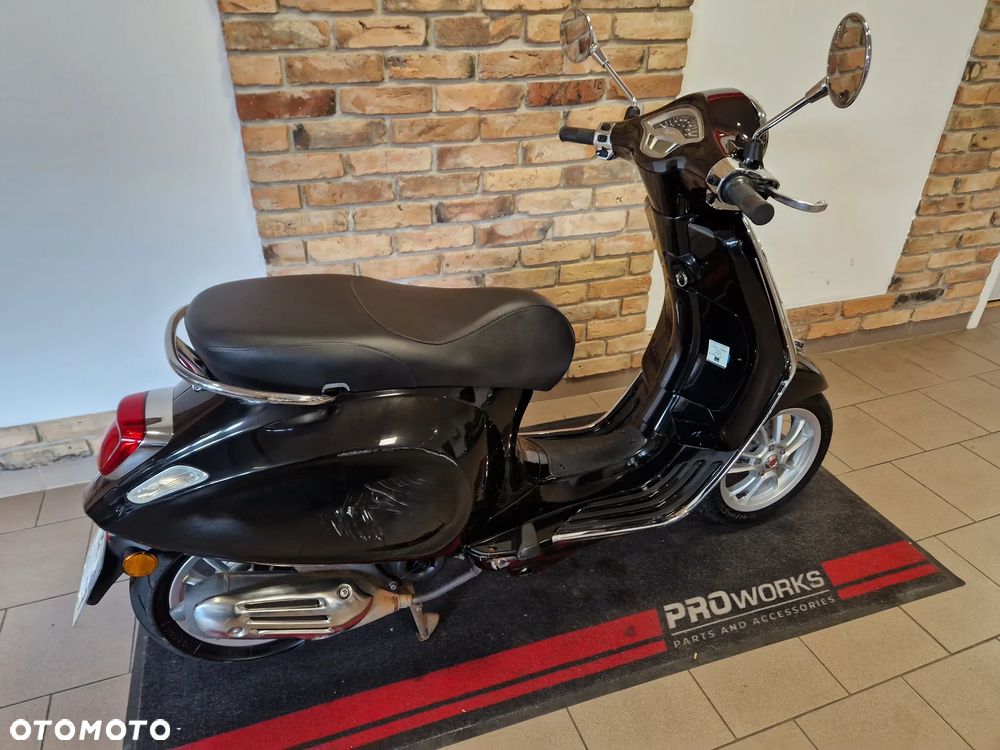 Vespa Primavera - 3
