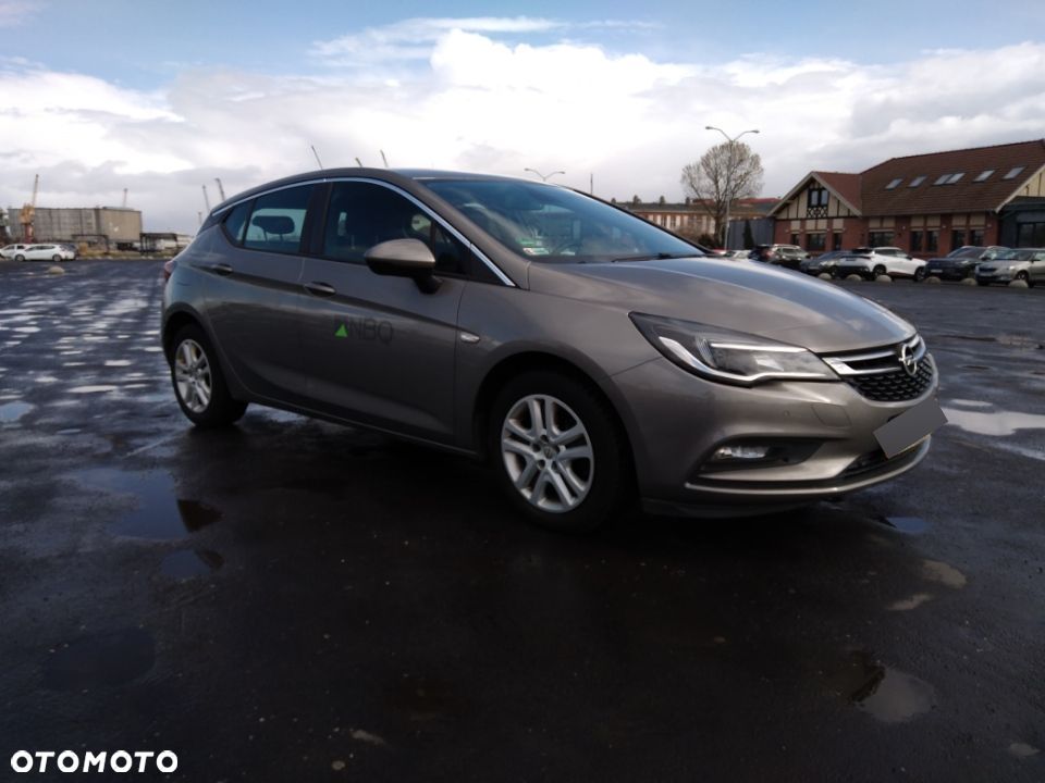 Opel Astra 1.4 T Dynamic - 4
