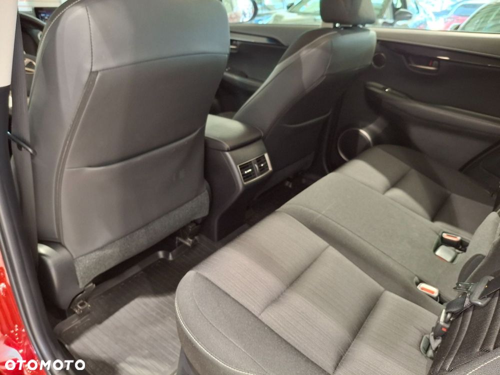 Lexus NX 300h Elegance AWD - 10