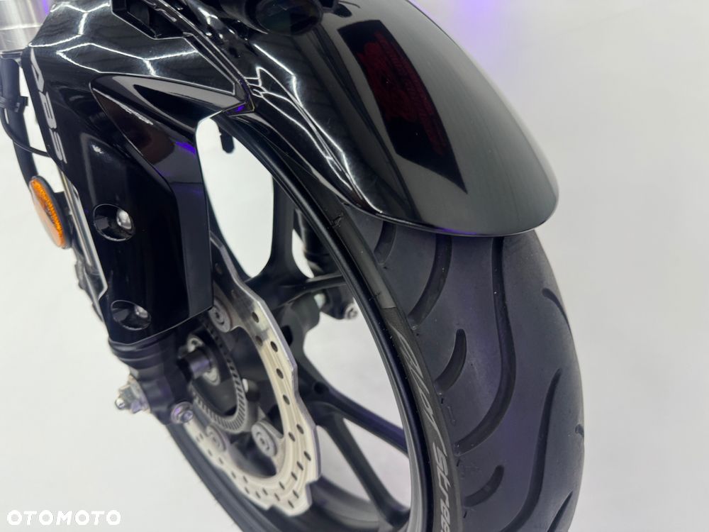 Honda CB - 23