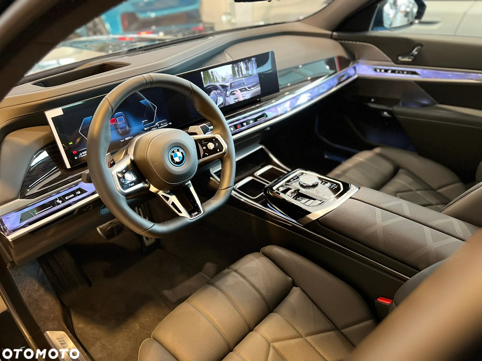 BMW Seria 7 - 12