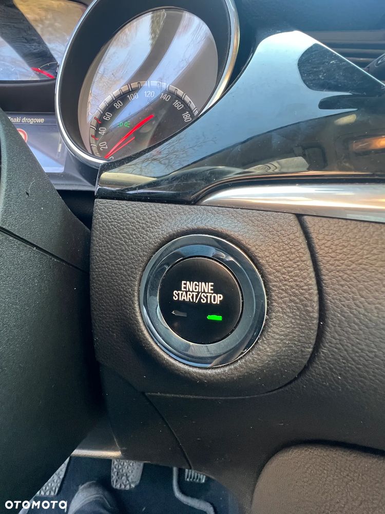 Opel Astra 1.4 T Elite S&S - 28