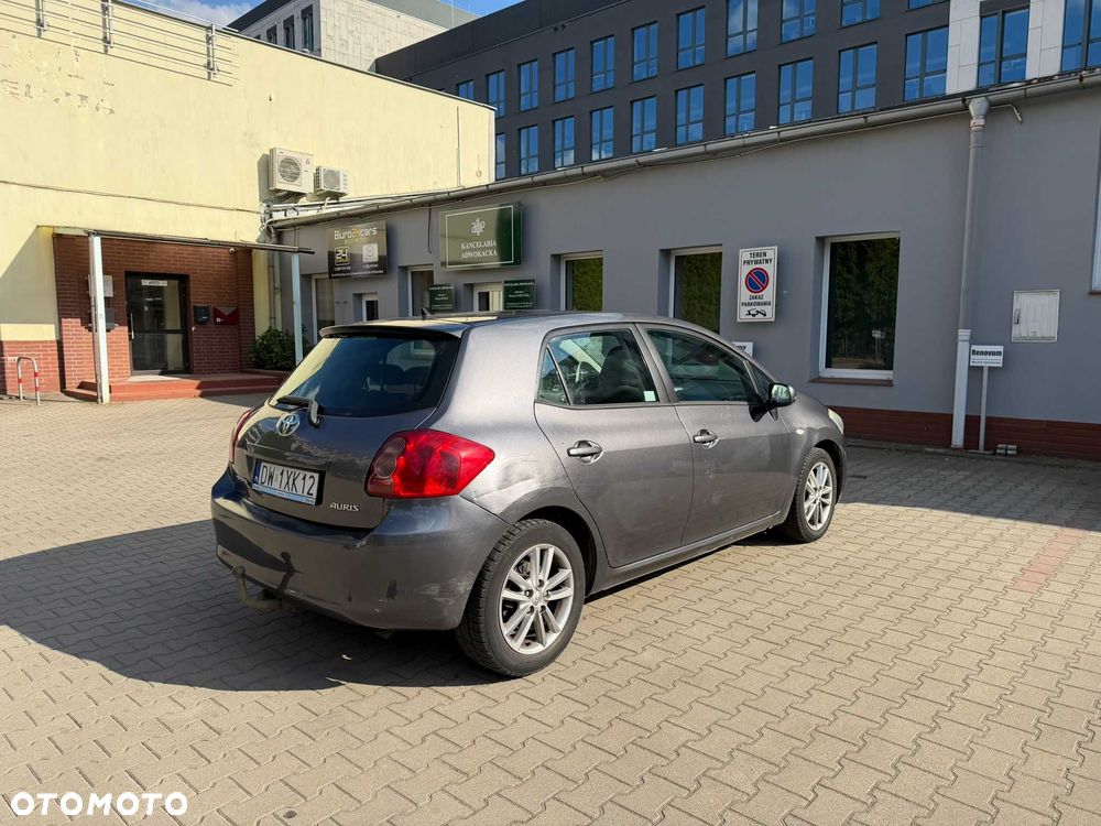 Toyota Auris - 3