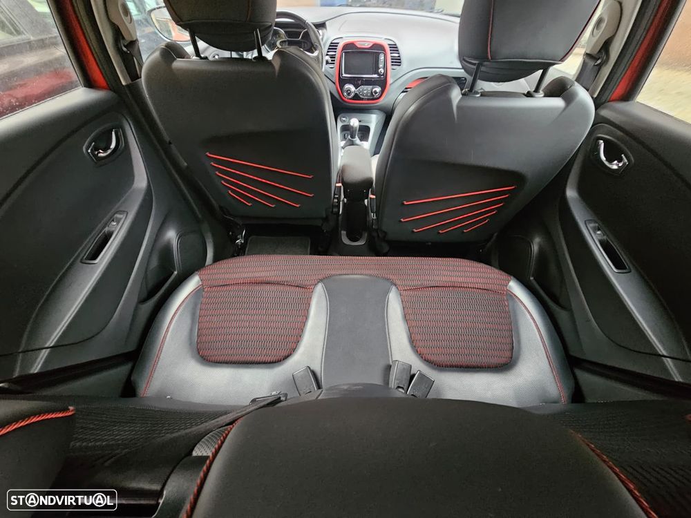 Renault Captur 1.5 dCi Helly Hansen - 6