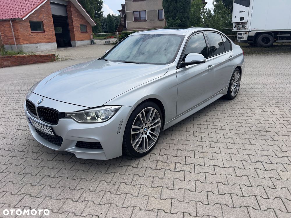 BMW Seria 3 335i Sport-Aut Luxury Line - 2