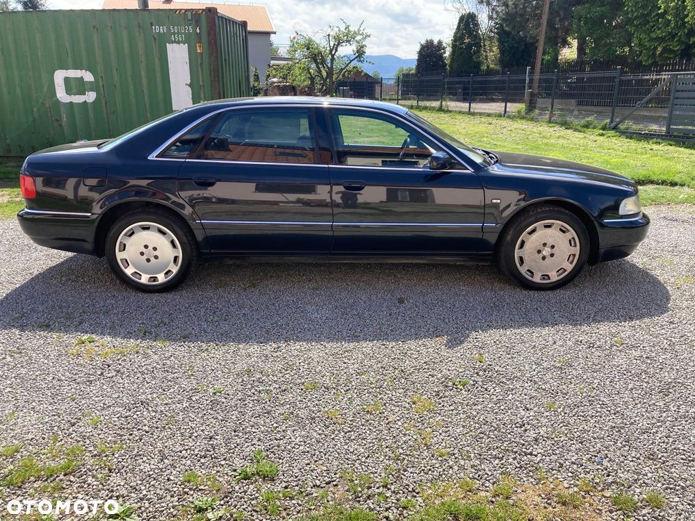 Audi S8 - 6