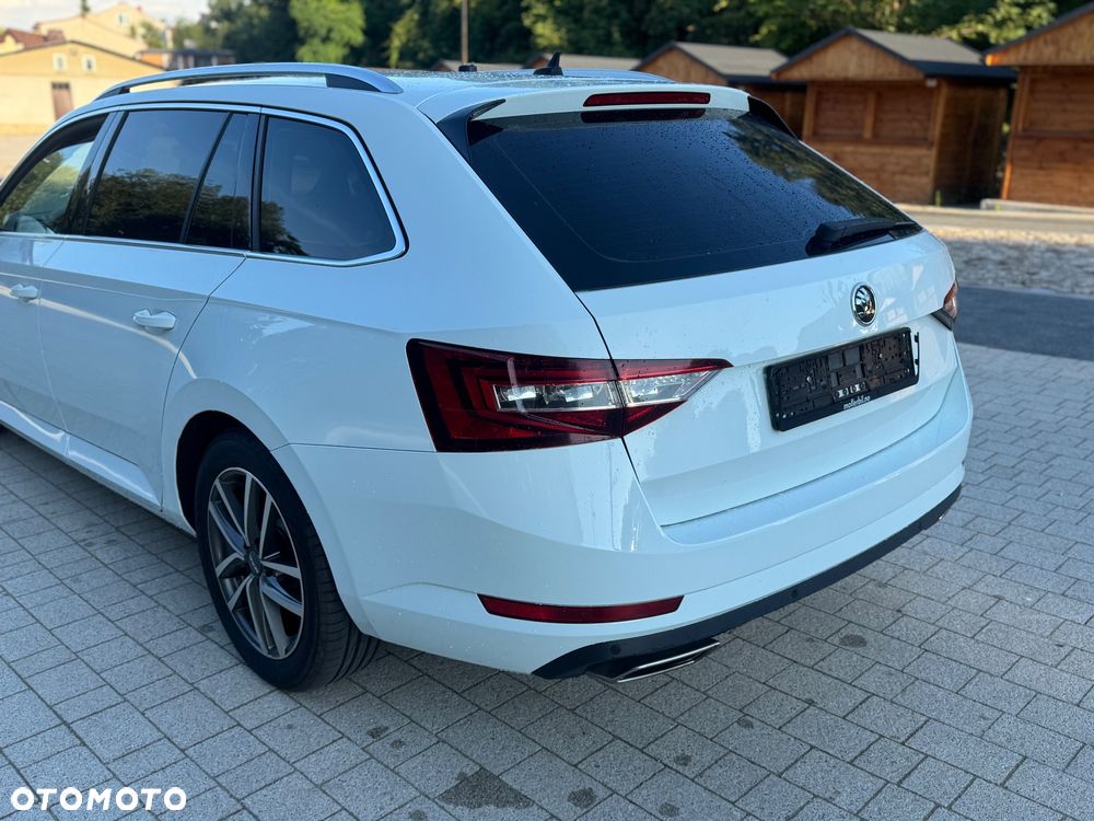Skoda Superb 2.0 TSI 4x4 Sportline DSG - 9