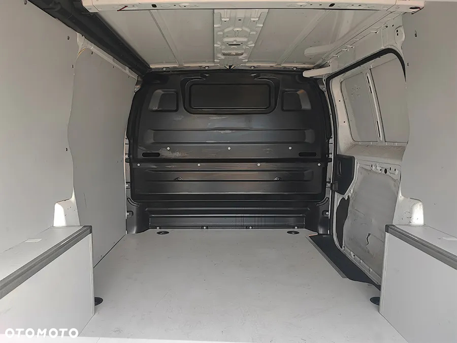 Opel VIVARO - 17
