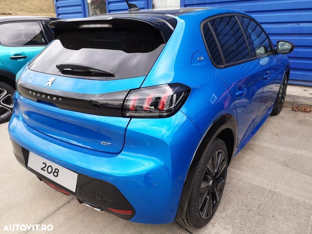 Peugeot 208 - 4