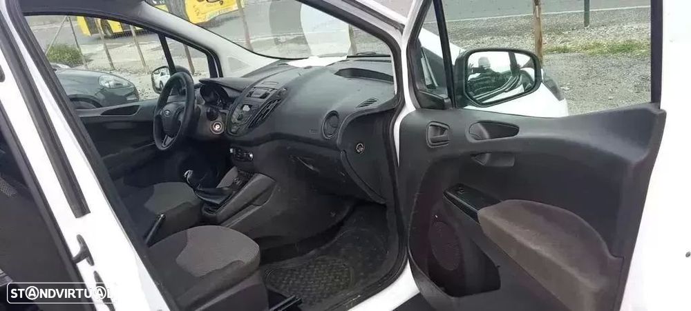 Ford Tourneo Courier 1.5 TDCi Ambiente - 6
