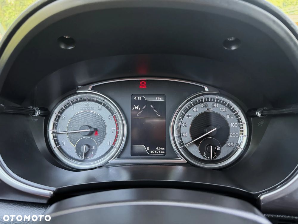 Suzuki Vitara 1.4 Boosterjet SHVS Premium 2WD - 23