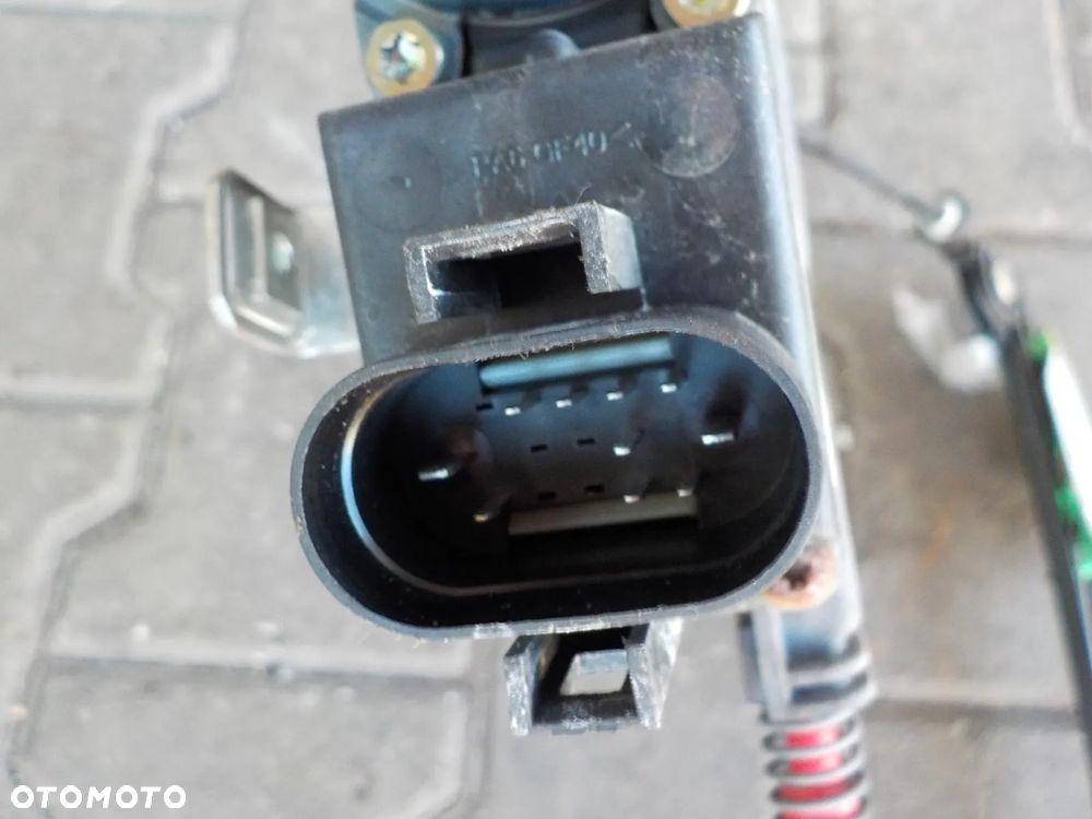 VW T4 PODNOŚNIK MECHANIZM SZYBY LEWY ELEKTRYCZNY - 4