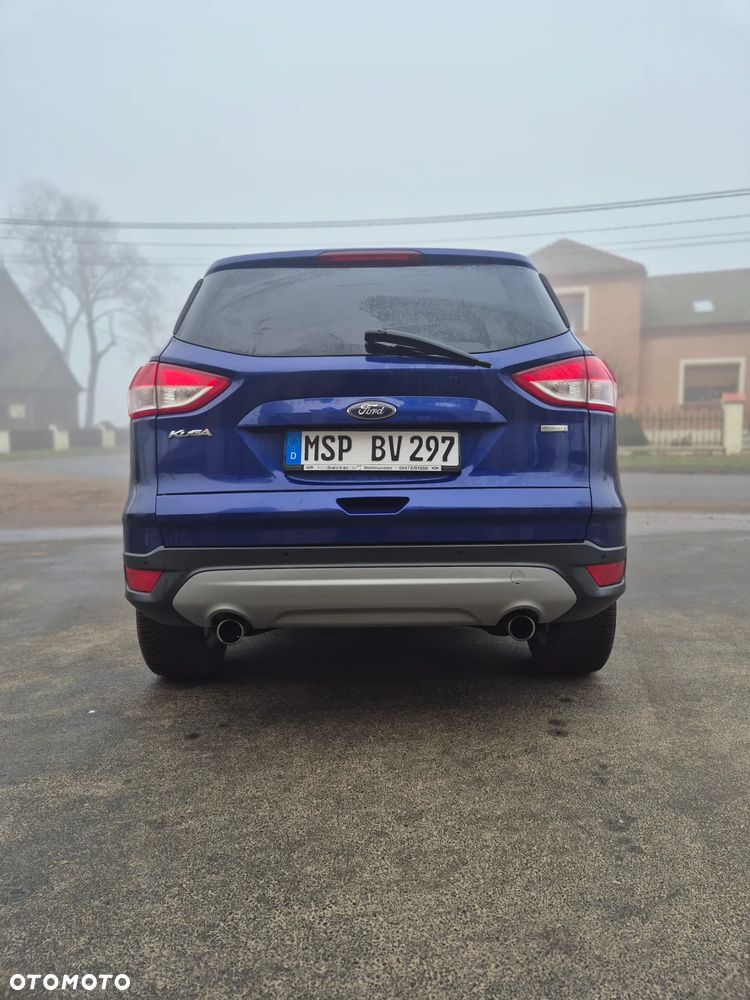 Ford Kuga 1.6 EcoBoost 2x4 Titanium - 5