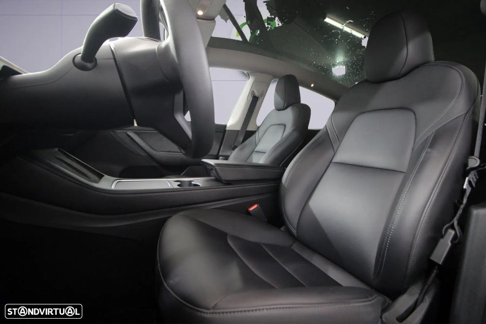 Tesla Model Y Standard - 7