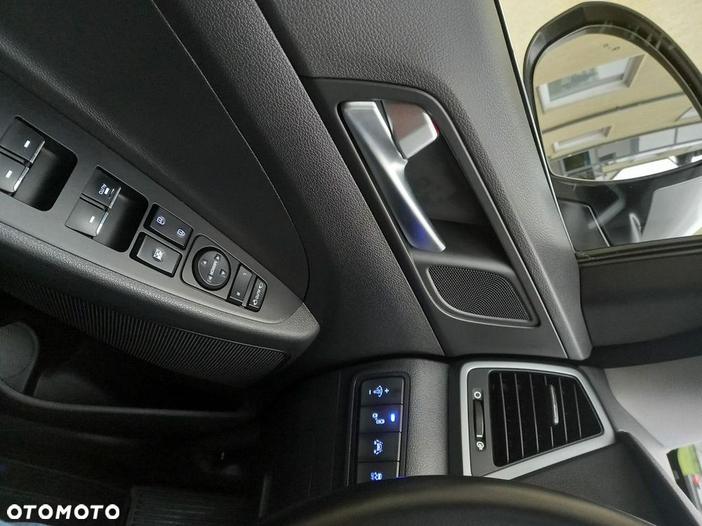 Hyundai Tucson 2.0 CRDI 2WD Style - 38