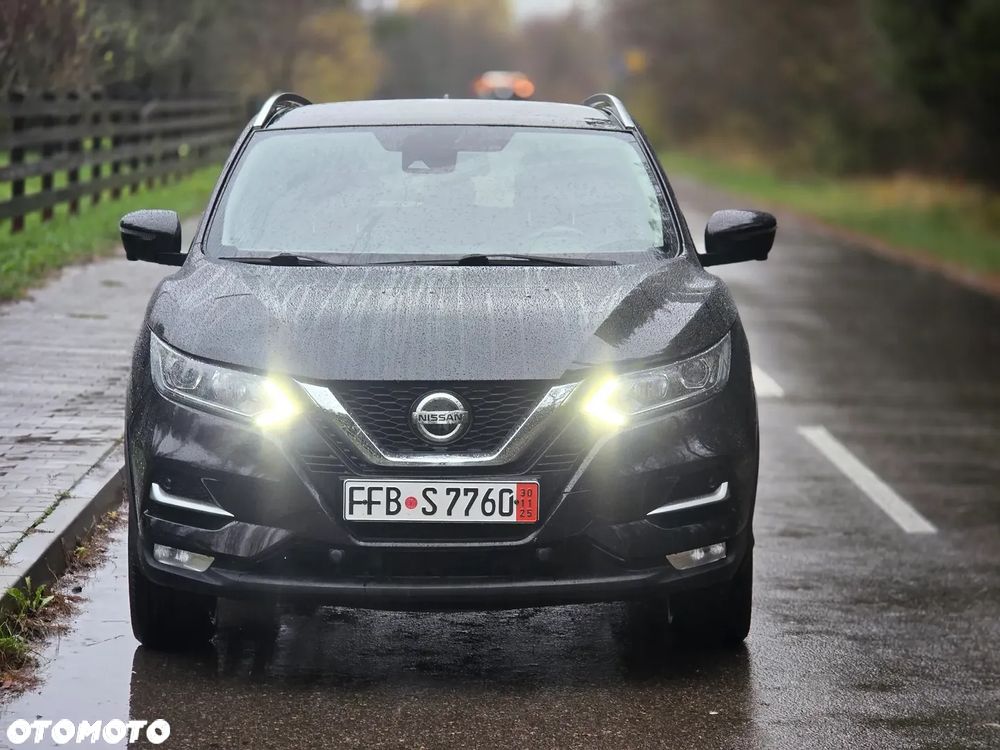 Nissan Qashqai 1.3 DIG-T TEKNA - 11