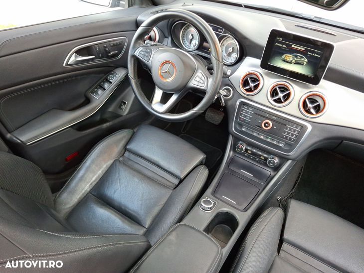 Mercedes-Benz CLA 200 7G-DCT Urban - 19