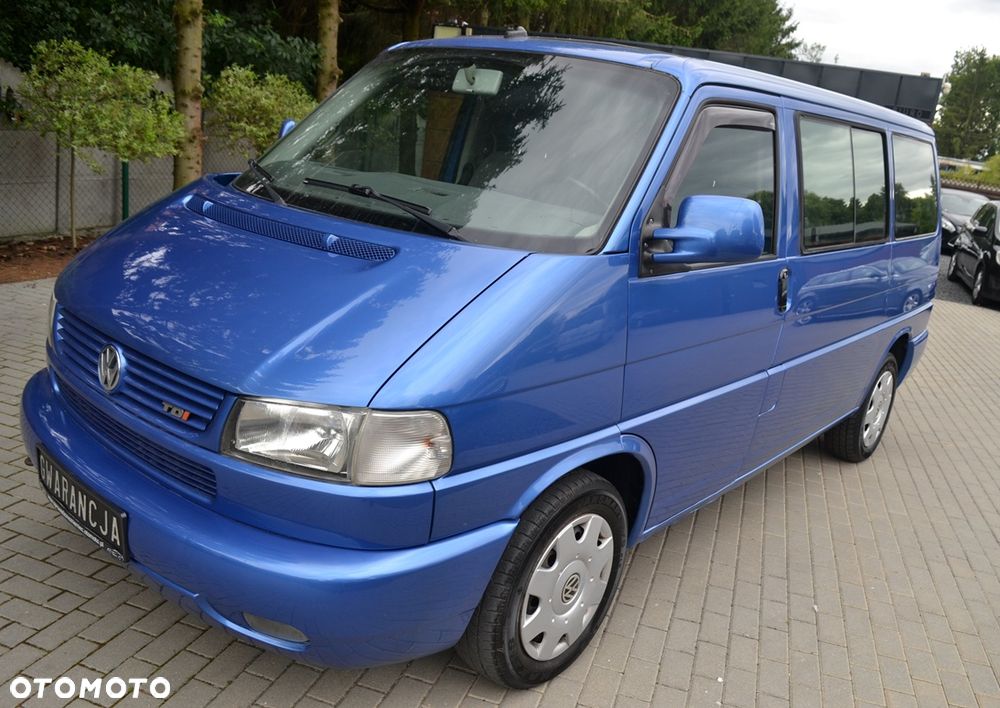 Volkswagen Multivan - 14