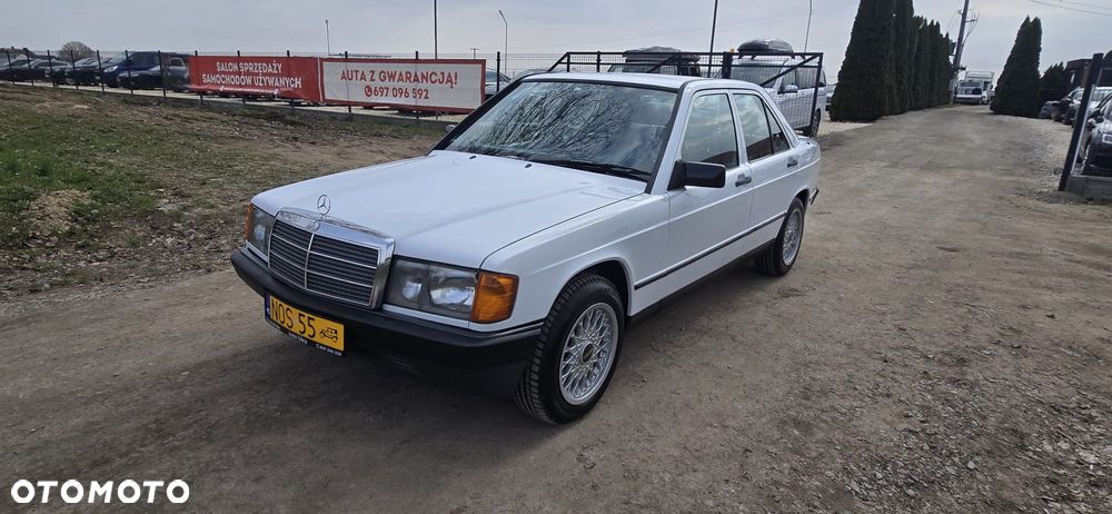 Mercedes-Benz 280 - 9