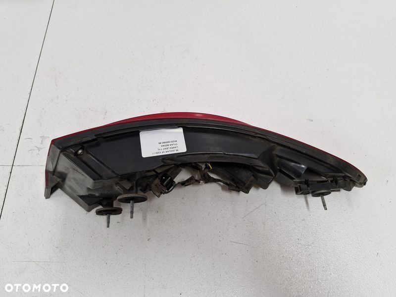 jaguar xf x250 i 1 lampa lewy tył tylna sedan 8x2313405bd - 9