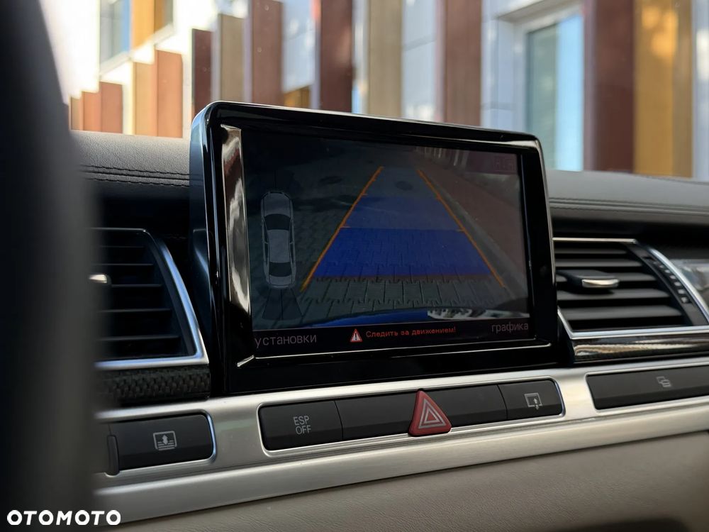 Audi S8 - 13