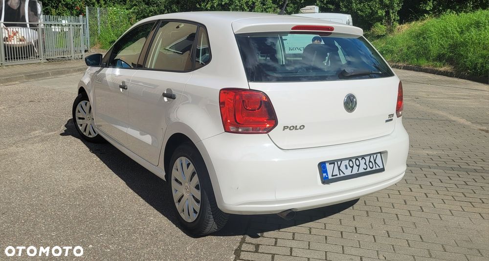Volkswagen Polo - 2