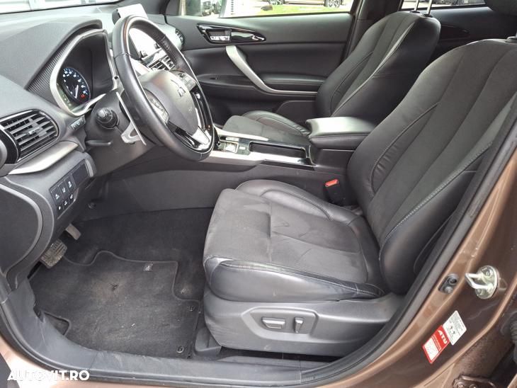 Mitsubishi Eclipse-Cross - 10