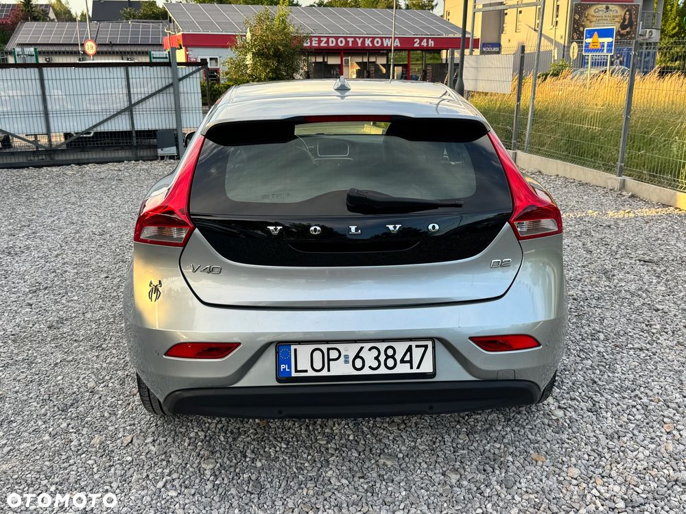 Volvo V40 D2 Momentum - 7