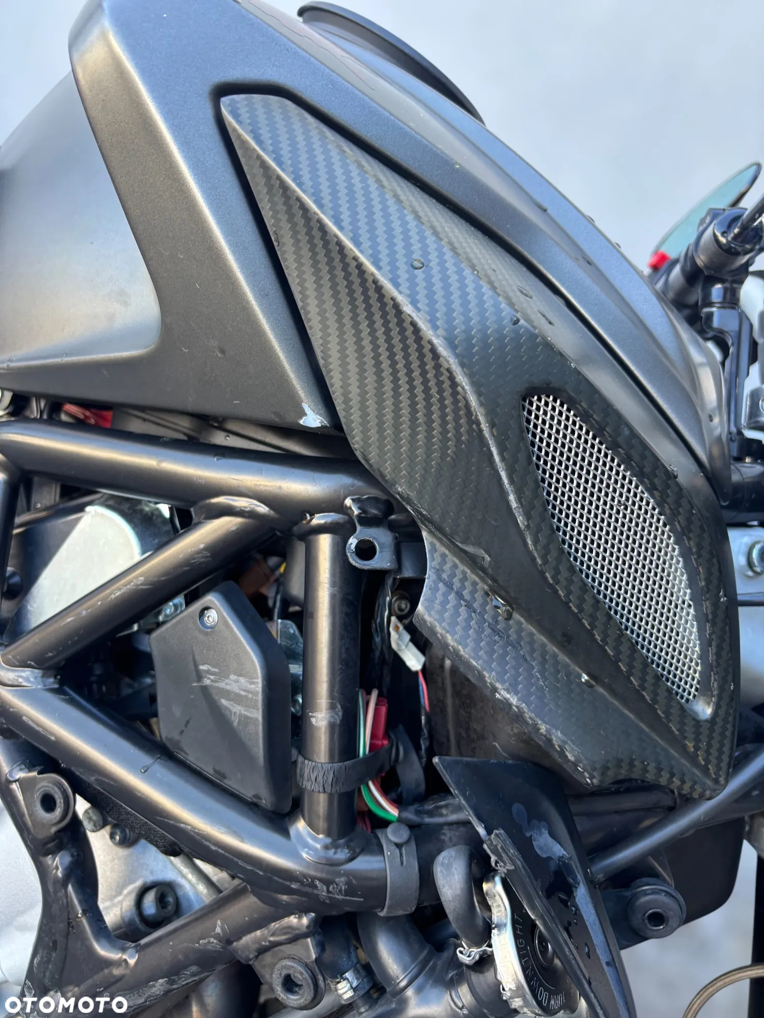 MV AGUSTA Brutale - 11