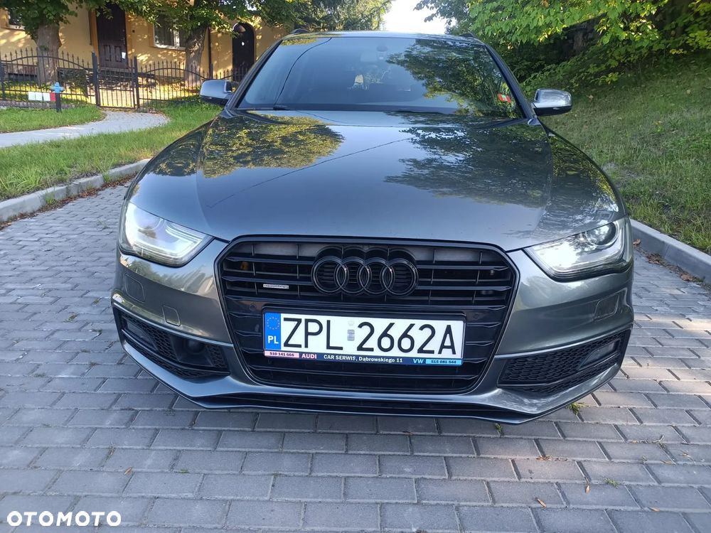Audi A4 Avant 3.0 TFSI quattro S tronic S line Sportpaket - 2