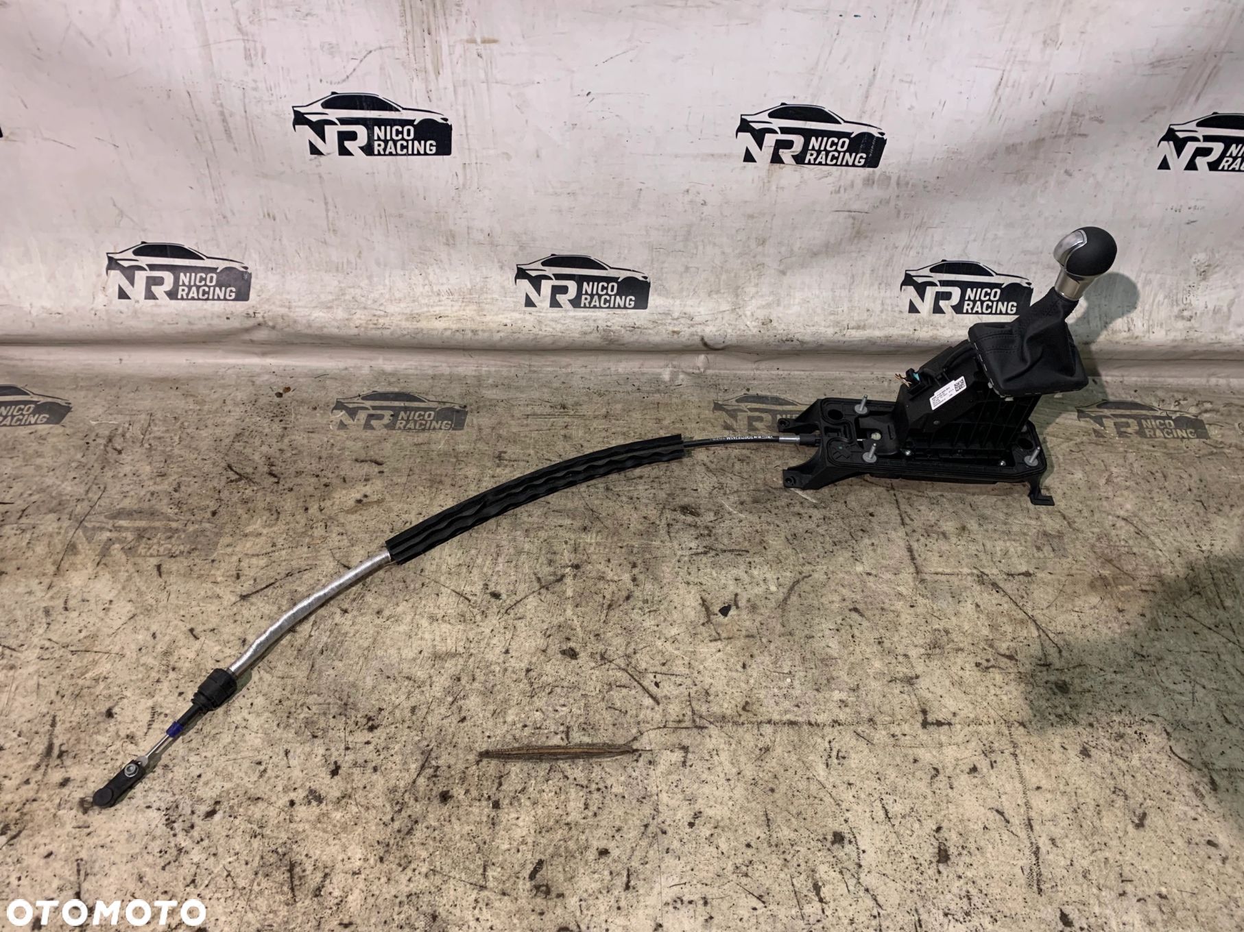 LEWAREK GAŁKA ZMIANY BIEGÓW MECHANIZM AUDI Q2 81A AUTOMAT 5Q2713025BH - 1