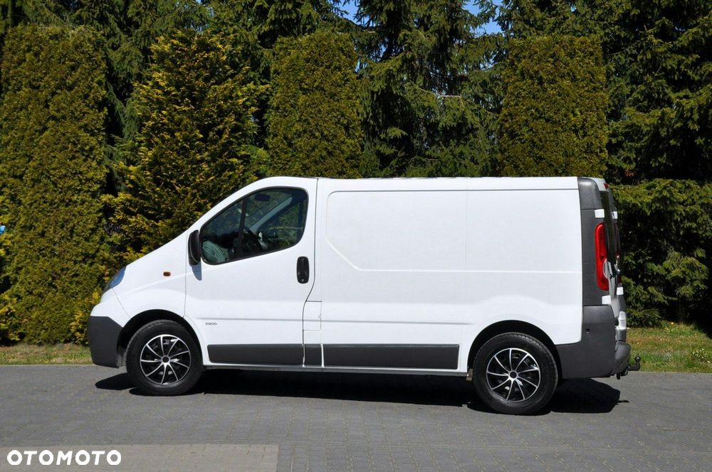 Opel Vivaro - 15