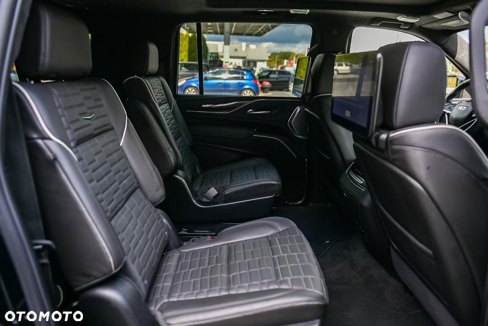 Cadillac Escalade 6.2 V8 ESV Platinum - 8