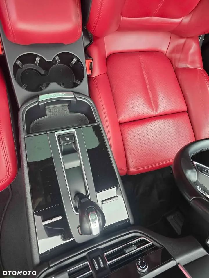 Porsche Macan Standard - 7