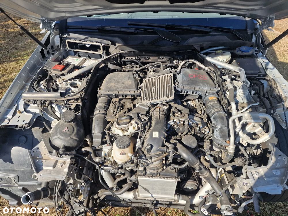 Mercedes-Benz Klasa E - 14