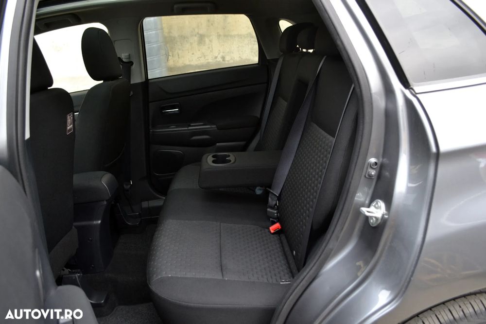 Mitsubishi ASX 1.8 DI-D 4WD Plus - 9