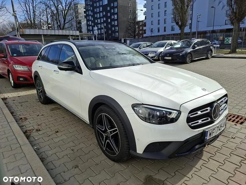 Mercedes-Benz Klasa E 220 d 4-Matic Avantgarde - 3