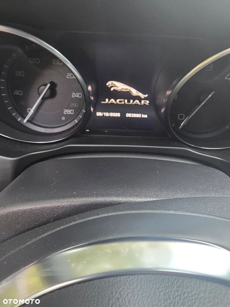 Jaguar XE E-Performance R-Sport - 19