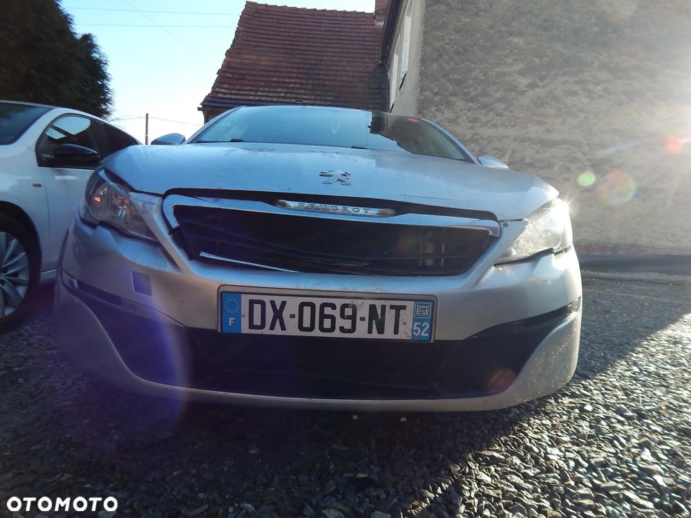 Peugeot 308 BlueHDi 100 Stop & Start Access - 4