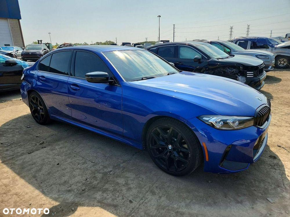 BMW Seria 3 330i xDrive M Sport - 3