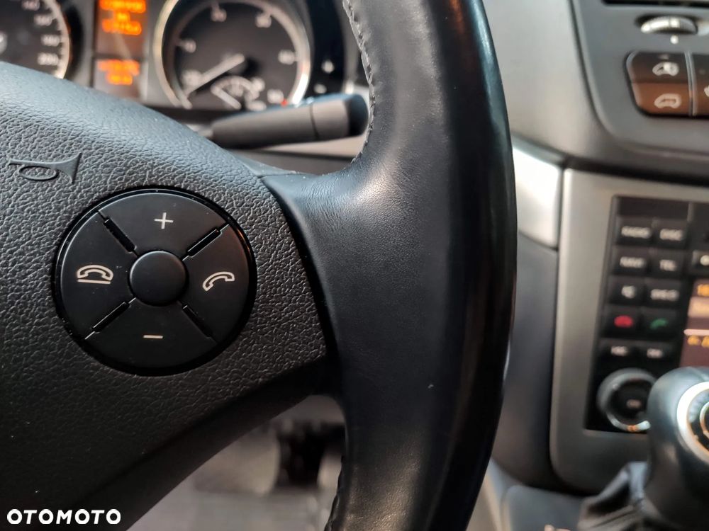 Mercedes-Benz Viano - 16