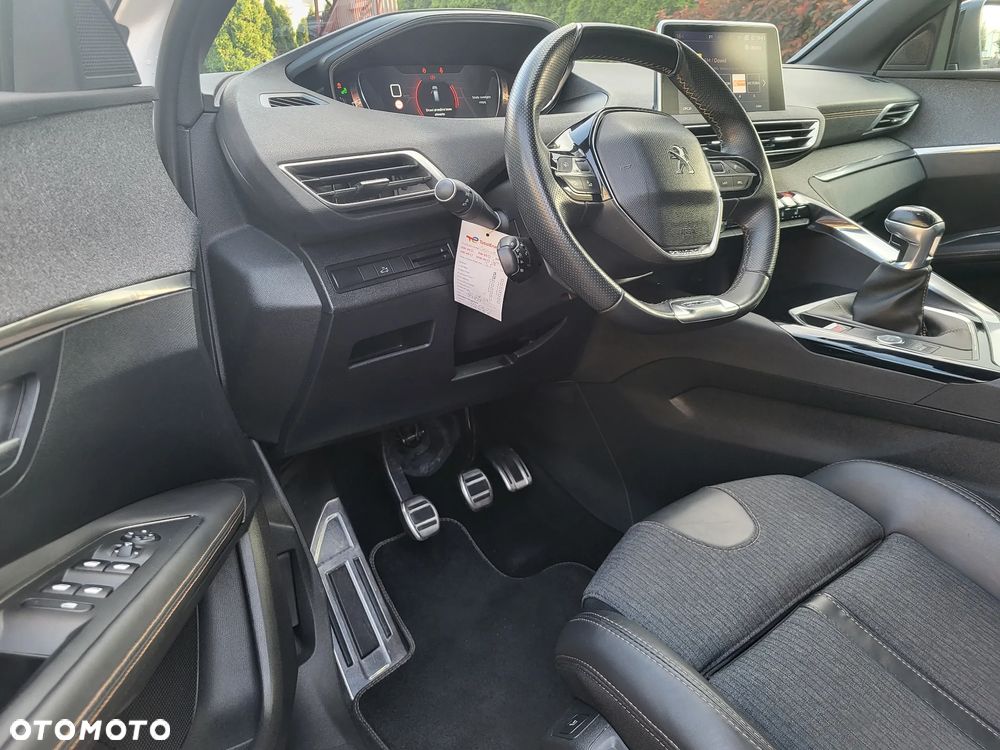 Peugeot 3008 1.2 PureTech GT S&S - 10