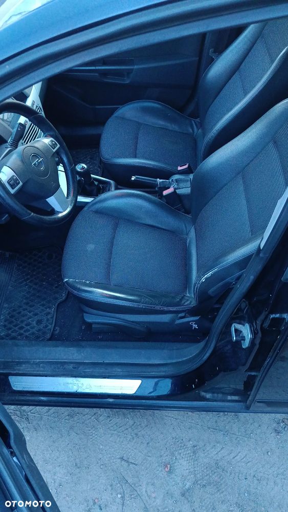 Opel Astra 2.0 Turbo Cosmo - 15