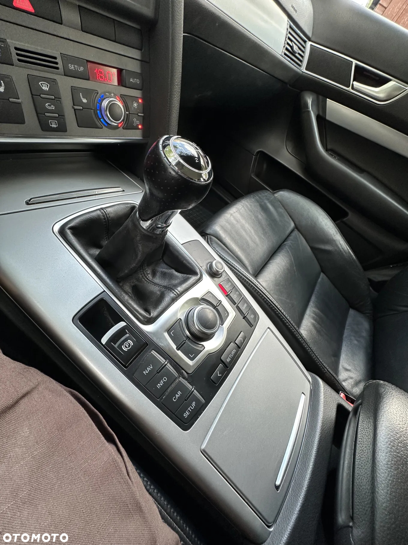 Audi A6 Avant 2.4 - 21